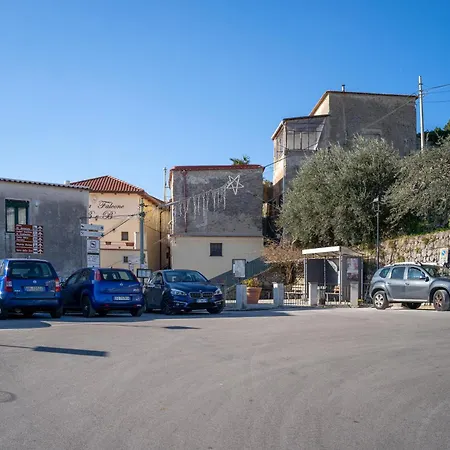 Minuta Skyline *